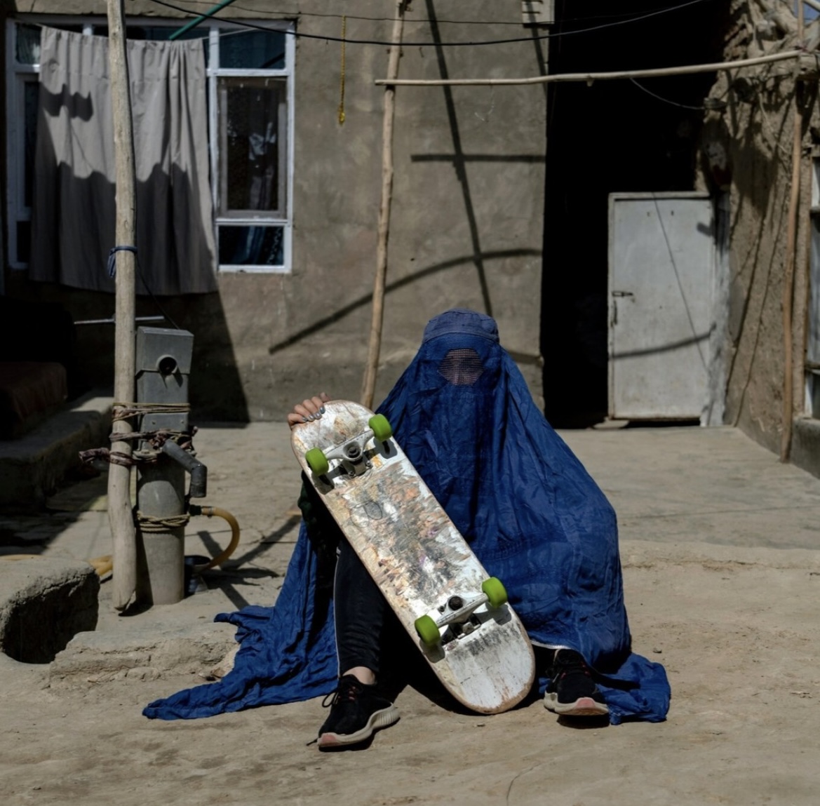 Աֆղանստանի քողարկված մարզուհիների դիմանկարները՝ թալիբների սպառնալիքների ֆոնին