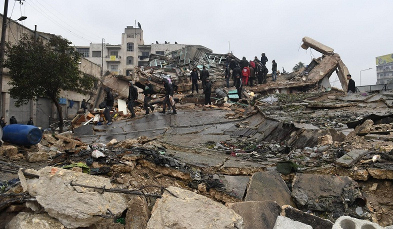 Հալեպում փլատակների տակ երեխա է ծնվել