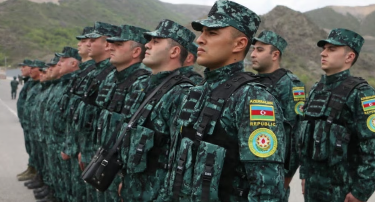 Ադրբեջանցիները տեղադրված անցակետում արցախցիներին ստիպել են կատարել իրենց պահանջները. պետնախարար