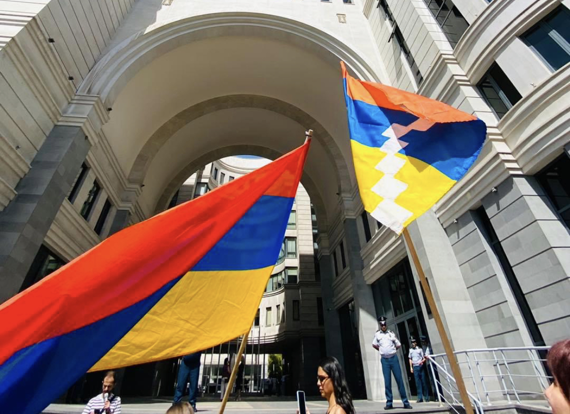 Բացումը դիմել է Արարատ Միրզոյանին