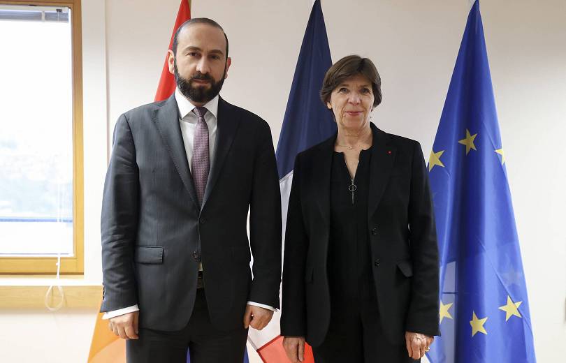 Միրզոյանը Կոլոննային է ներկայացրել հայ-ադրբեջանական հարաբերությունների կարգավորման գործընթացի վերջին զարգացումները