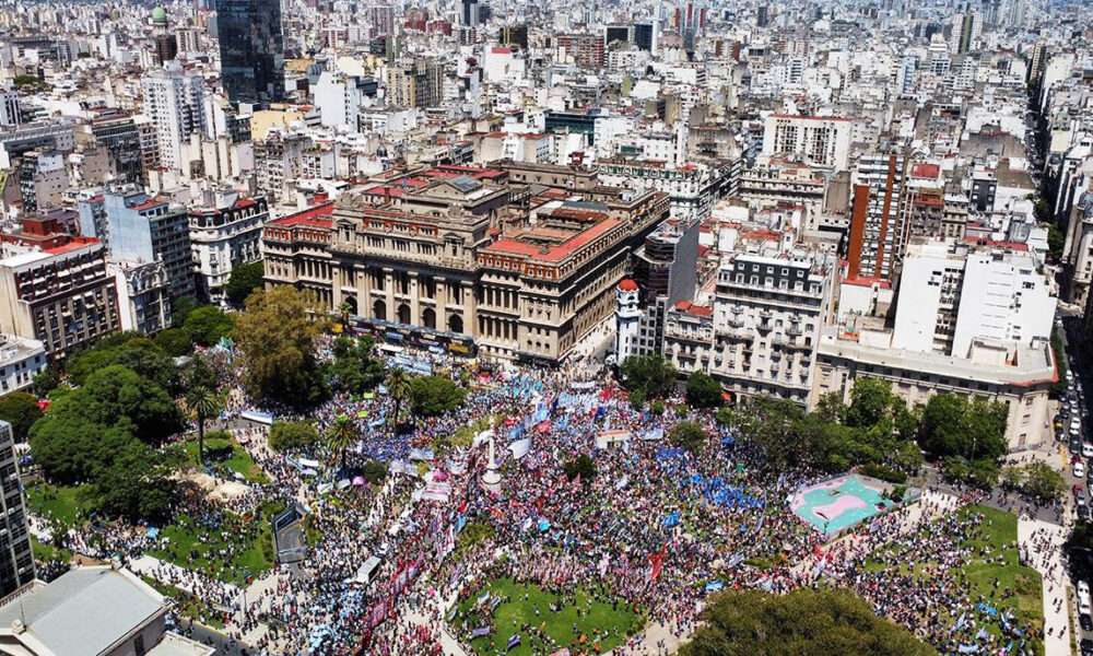 Արգենտինայում զանգվածային ցույցեր են սկսվել նոր իշխանությունների քաղաքականության դեմ