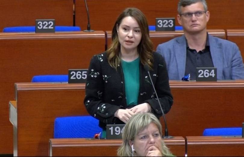 2020-ին մենք 2 անգամ ականատես եղանք Սուրբ Ղազանչեցոց եկեղեցու նպատակային ավերմանը. Սոնա Ղազարյանի զեկույցը ԵԽԽՎ-ում