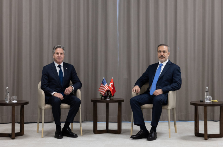 Բլինկենն ու Ֆիդանը հեռախոսազրույց են ունեցել