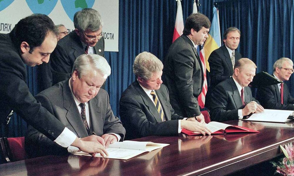 Բիլ Քլինտոնի և Բորիս Ելցինի գաղտնազերծված նամակները Արցախում ՄԱԿ խաղաղապահներ տեղակայելու մասին