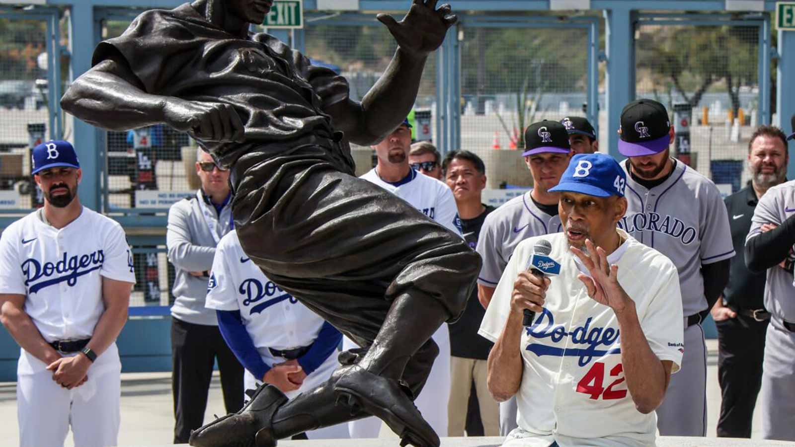 Քարիմ Աբդուլ-Ջաբարը կարևորում է Ջեքի Ռոբինսոնի օրվա արդիականությունը DEI-ի վերաբերյալ քննարկումների ֆոնին