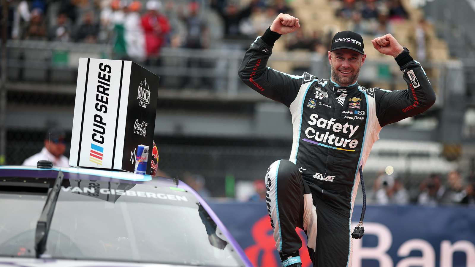 Ուիլյամ Բայրոնը՝ 2025 NASCAR Չիկագոյի փողոցային մրցավազքում բախվում է մարտահրավերներին