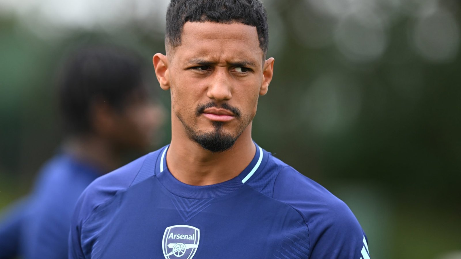 Էթան Նվաներին ստորագրում է երկարաժամկետ պայմանագիր «Արսենալի» հետ՝ աճող ակնկալիքների ֆոնին