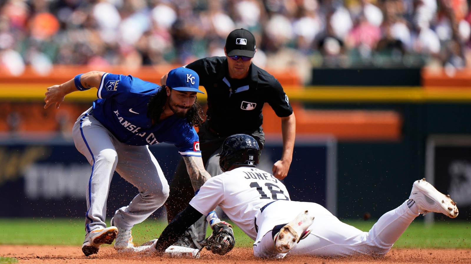 «Ռոյալսը» հաղթում է «Թայգերսին» գոլառատ խաղում