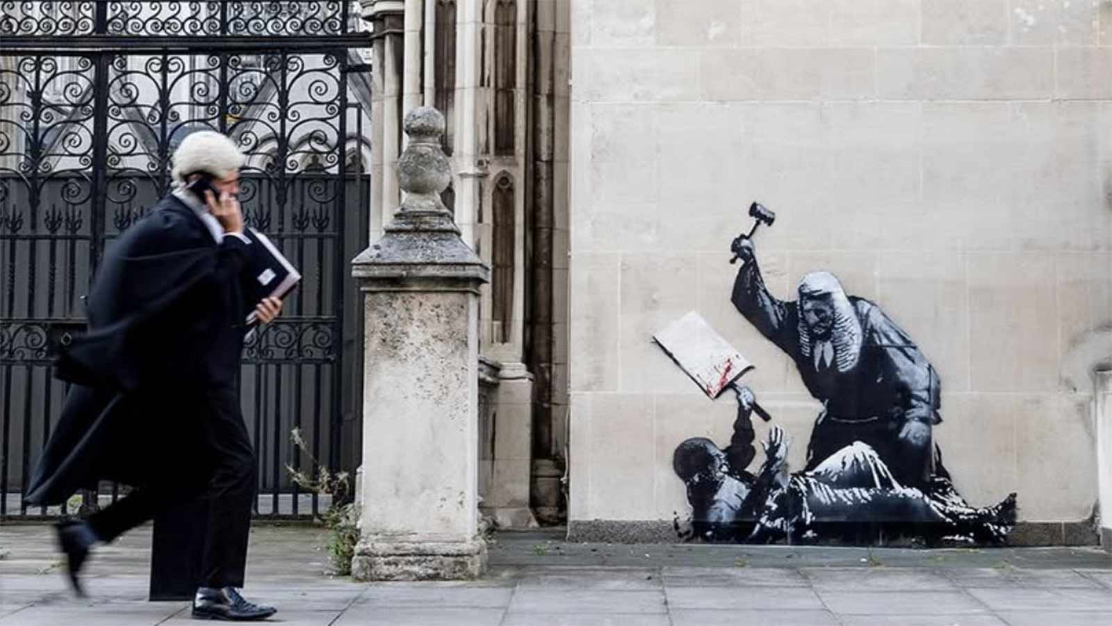 Բենքսիի նոր գրաֆիտին՝ Լոնդոնի Թագավորական դատարաններում