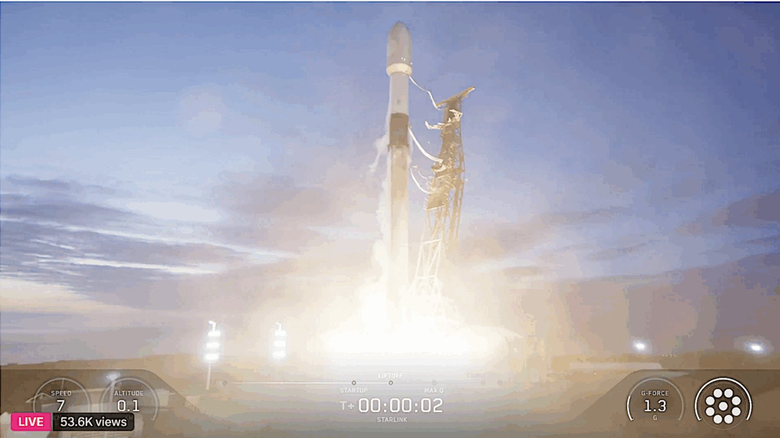 SpaceX-ի Starlink-ի արձակումը լուսավորում է արևմտյան երկինքը՝ ընդլայնելով գլոբալ կապը