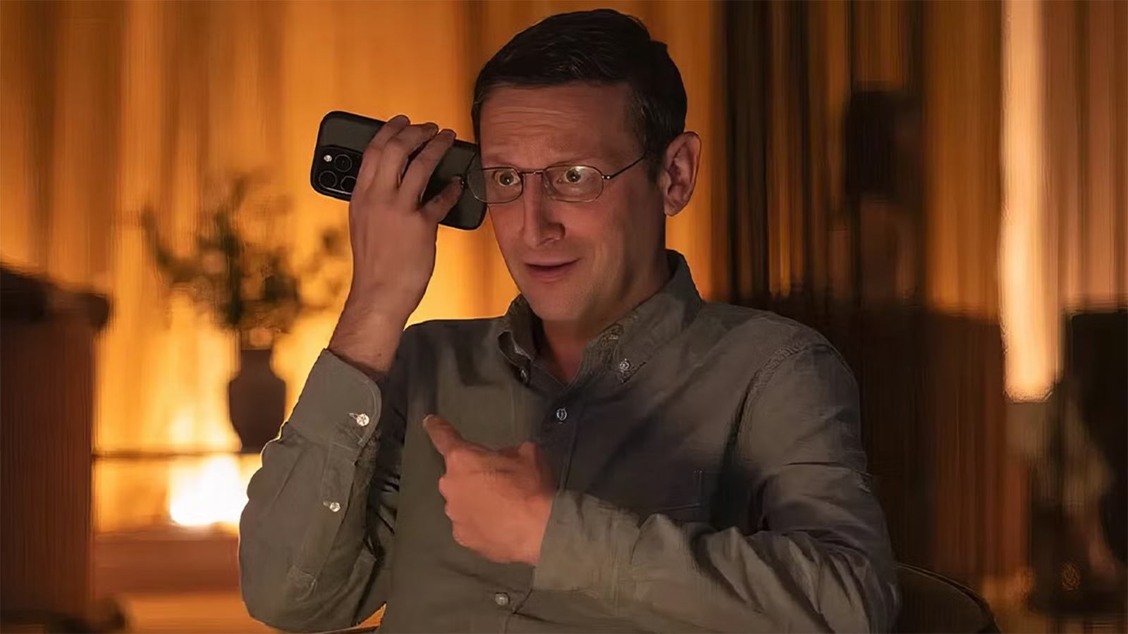 Թիմ Ռոբինսոնի «Աթոռների Ընկերությունը»՝ սյուրռեալ հումոր HBO-ում