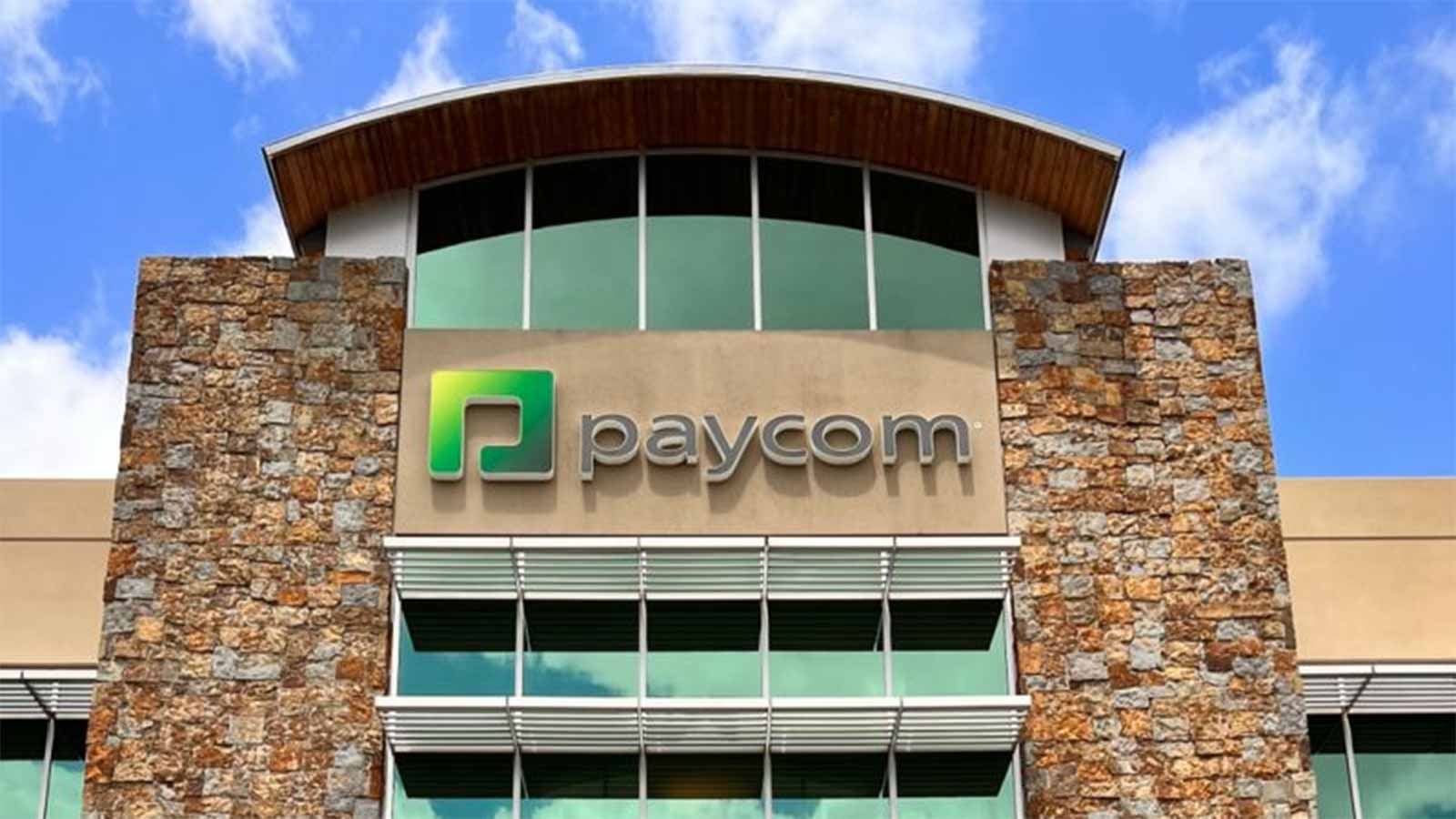 Paycom-ի արհեստական բանականության ռազմավարությունը բերում է կրճատումներ