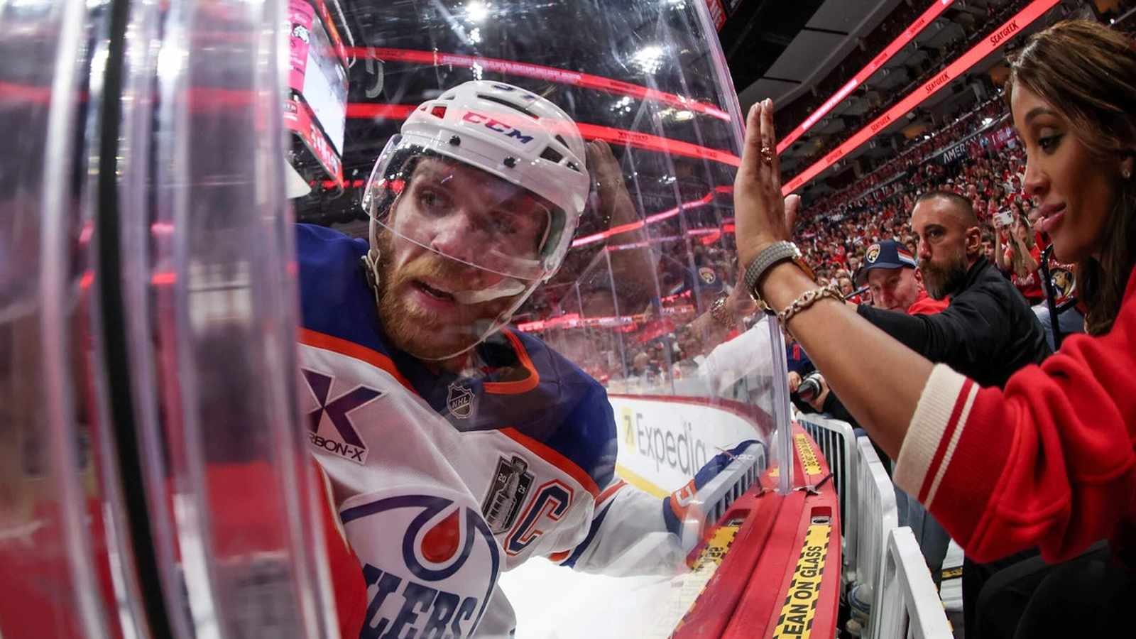 Քոնոր ՄակԴեյվիդի զիջումային պայմանագիրը և NHL-ի նոր դարաշրջանը․ ինչ է դա նշանակում հոկեյի ապագայի համար