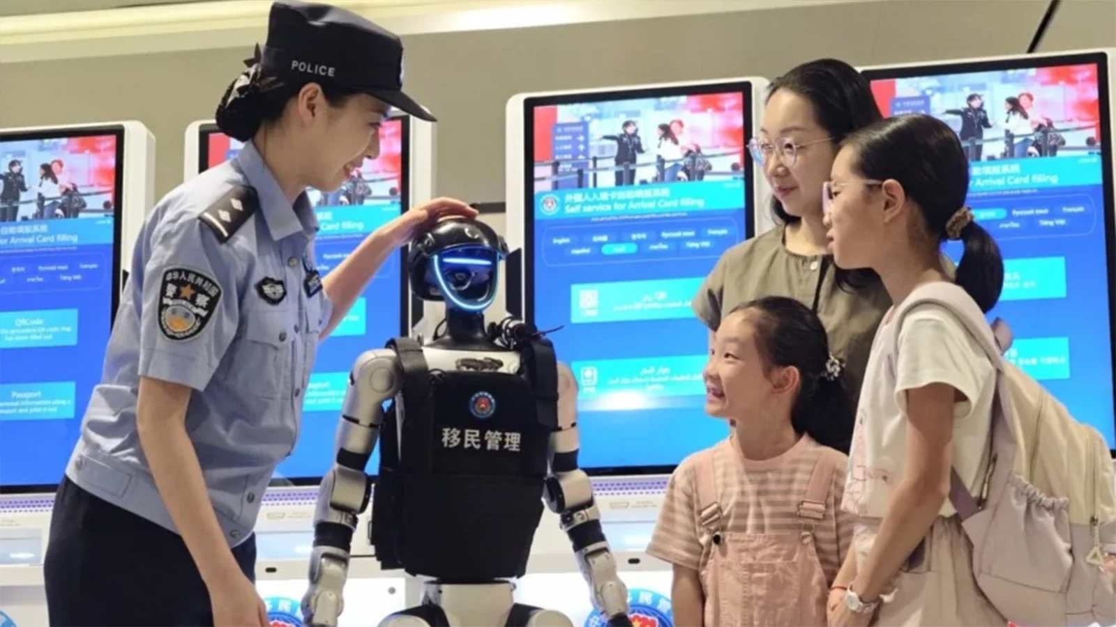 Inside China’s Autonomous Border Robots: Walker S2 Ushers a New Era of Smart Patrol
