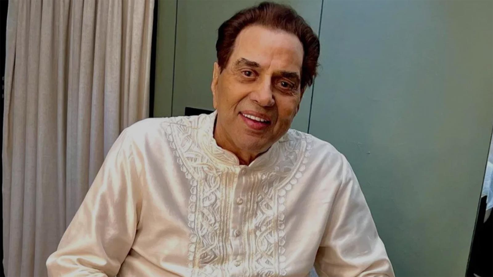 Dharmendra Hospitalized: Family Confirms Veteran Actor Is Stable and Recovering