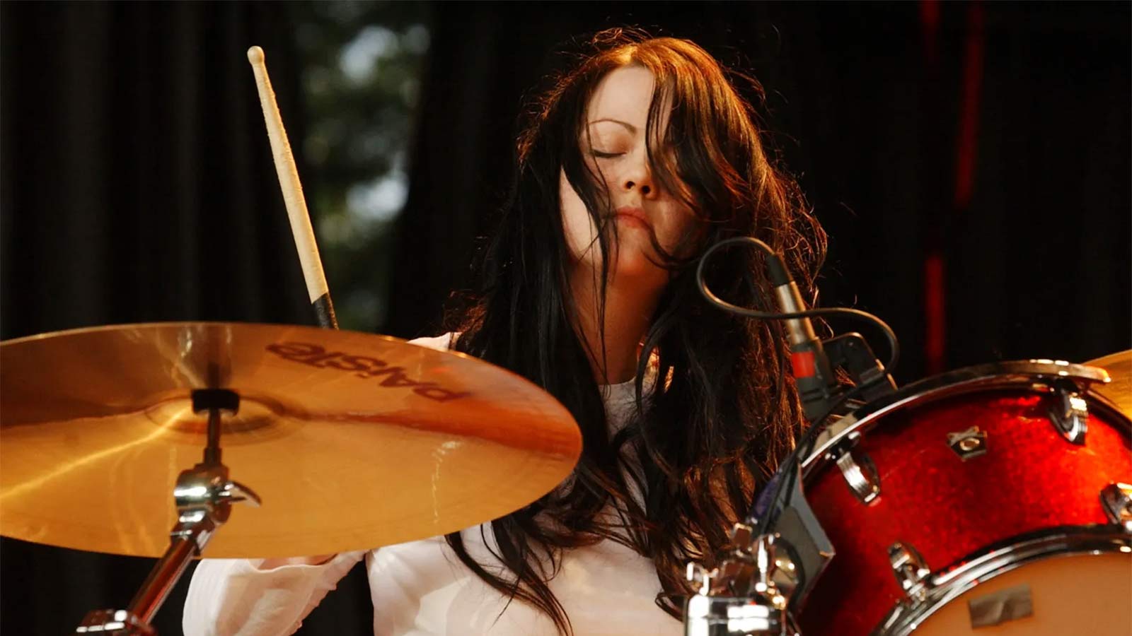 White Stripes Inducted: Meg White’s Quiet Legacy and the Drumming Debate