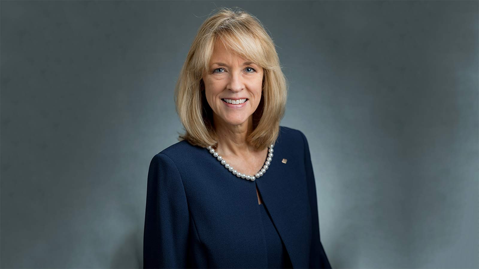 Trustmark Director Tracy Conerly’s Major Share Sale: What Does Insider Activity Reveal?