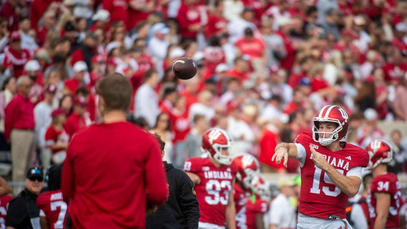 Fernando Mendoza Breaks Records as Indiana Reaches Historic 11-0 Season