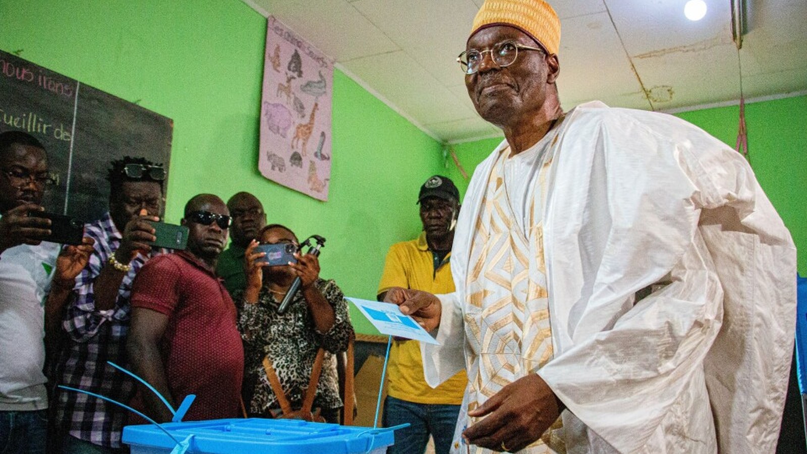 Cameroon Opposition Leader Tchiroma Bakary Flees to Gambia Amid Post-Election Turmoil