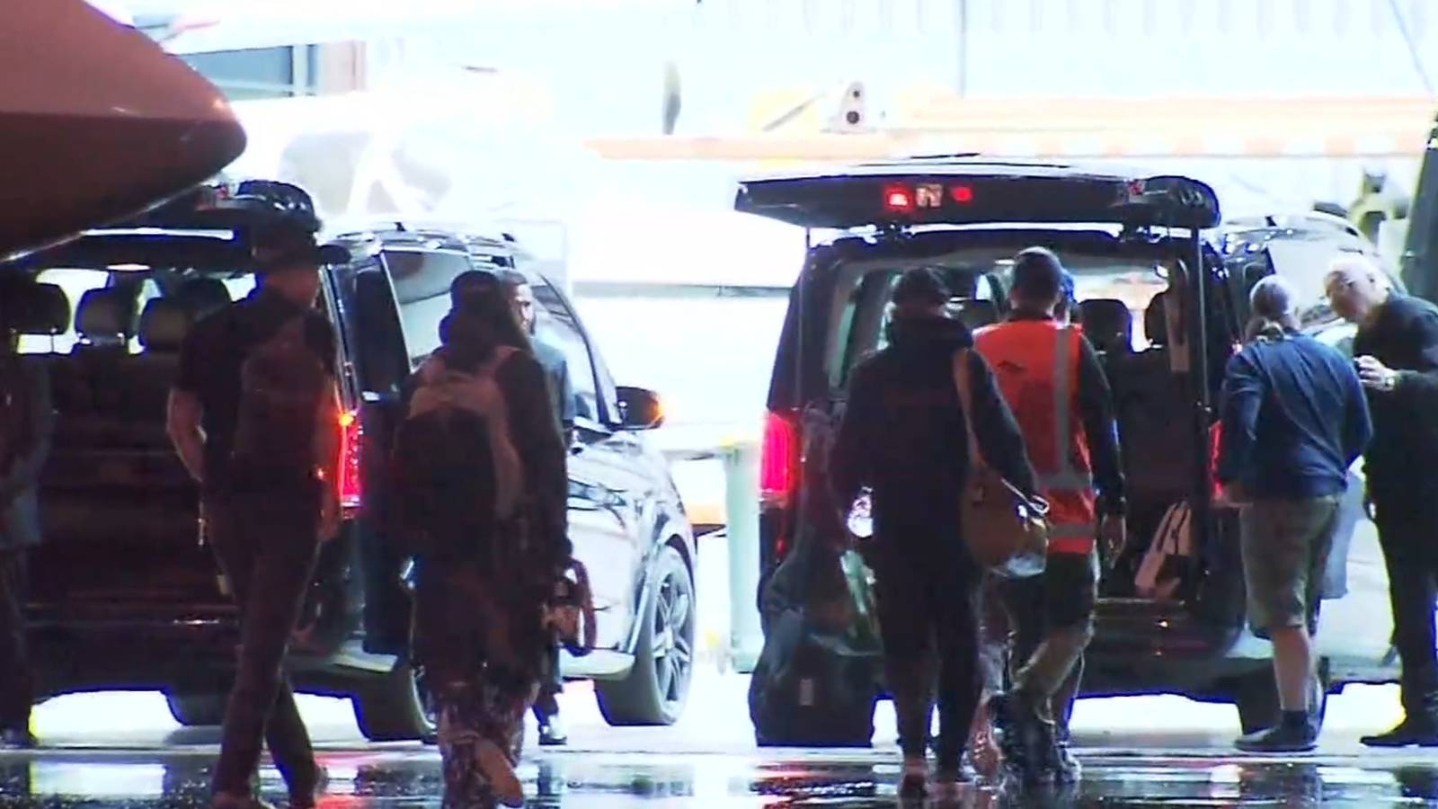 «Մետալիկա»-ի ժամանումը Ադելաիդում մեծ ոգևորություն է առաջացրել․ տասնյակ հազարավոր երկրպագուներ հավաքվել են սպասված համերգի համար՝ քաղաքը դարձնելով ծանր ռոքի կենտրոն։