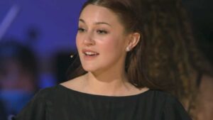 Թիմ ՄակԳրոյի դուստրերը բեմում՝ Գրեյսիի և Օդրիի տպավորիչ ելույթները