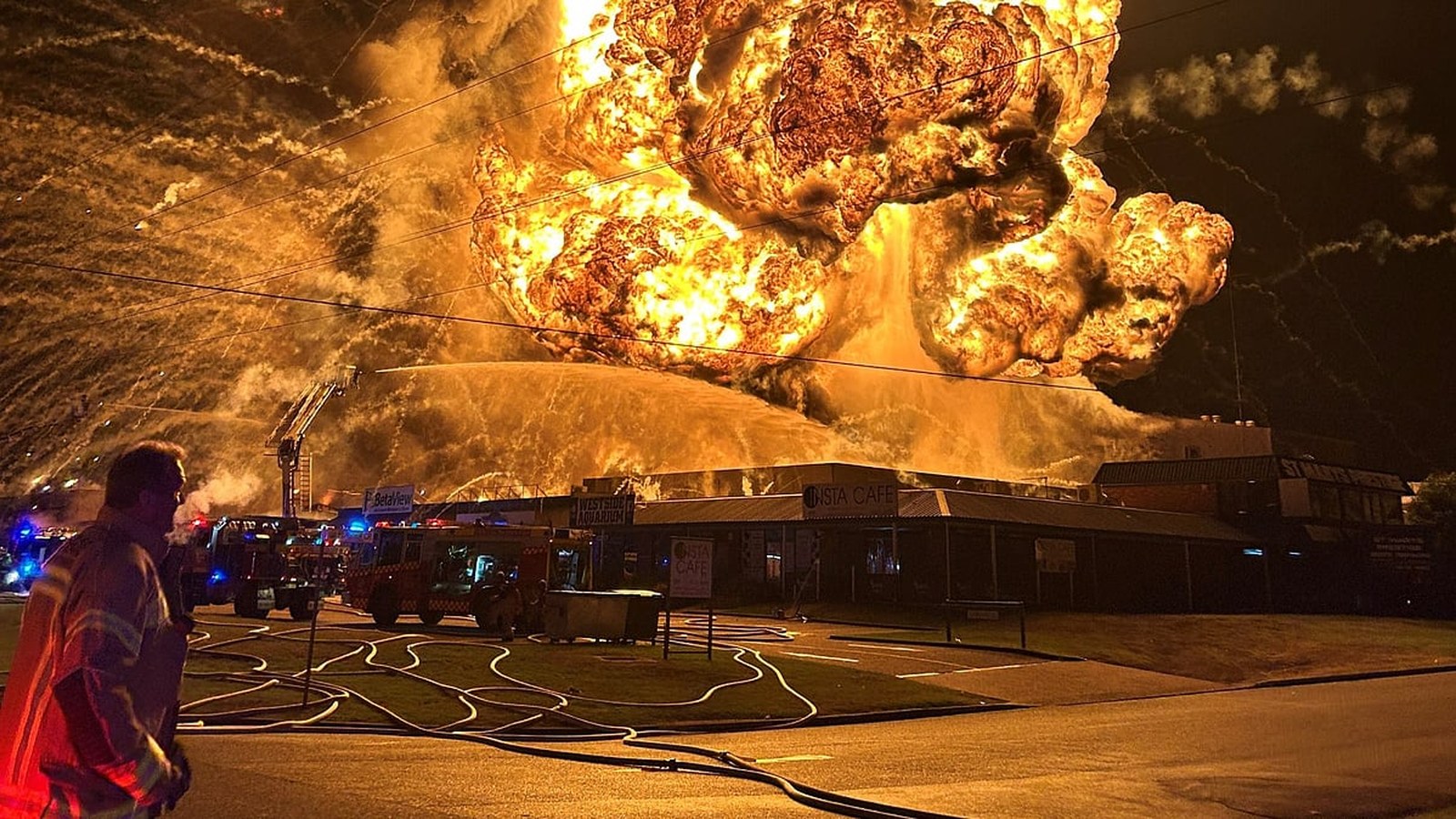 North St Marys Fire: Massive Explosion, Chemical Blaze, and Days-Long Battle Engulf Sydney’s West