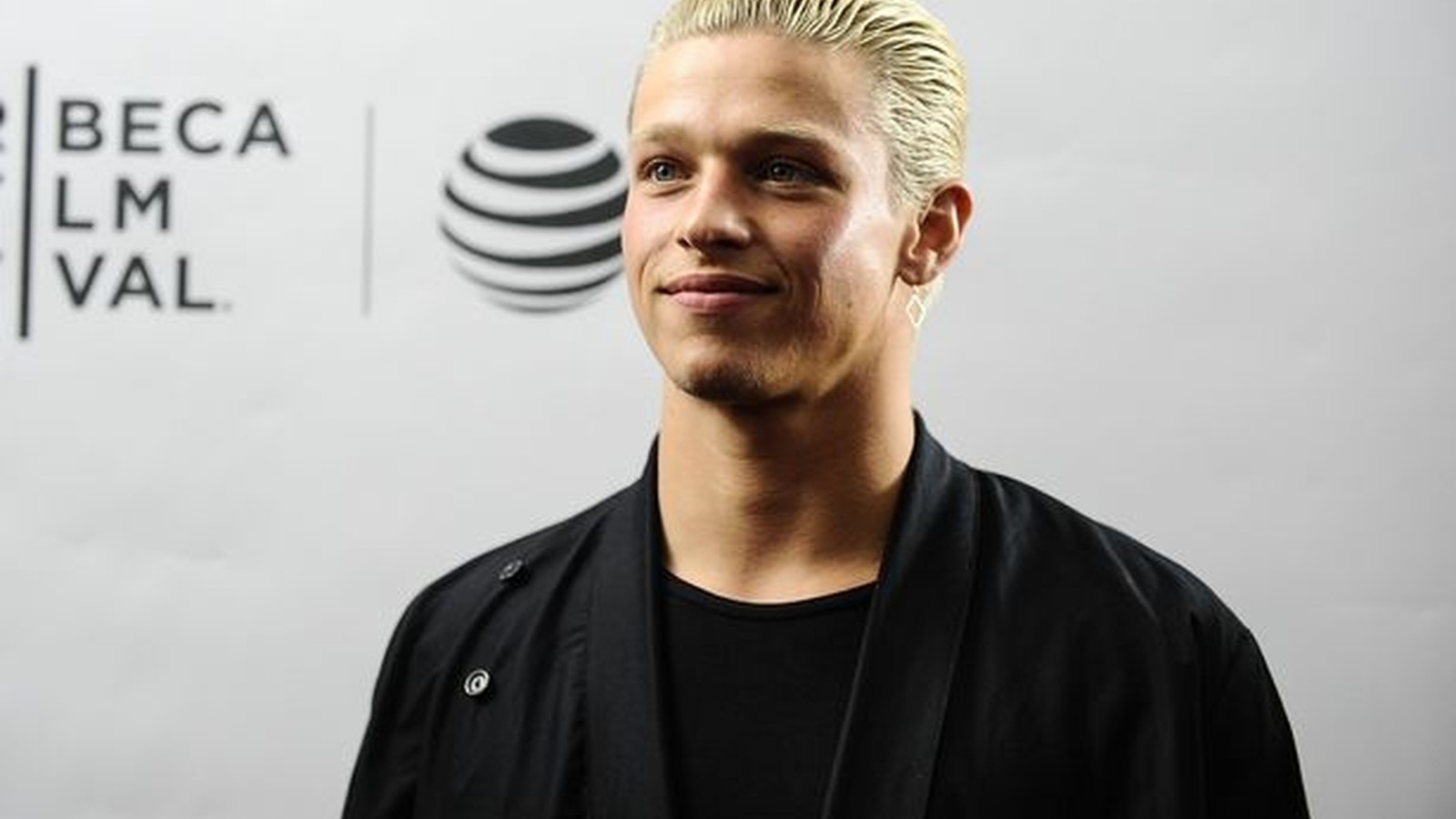 John Travolta’s Onscreen Son Spencer Lofranco Dies at 33: A Life Marked by Talent, Turbulence, and Transition