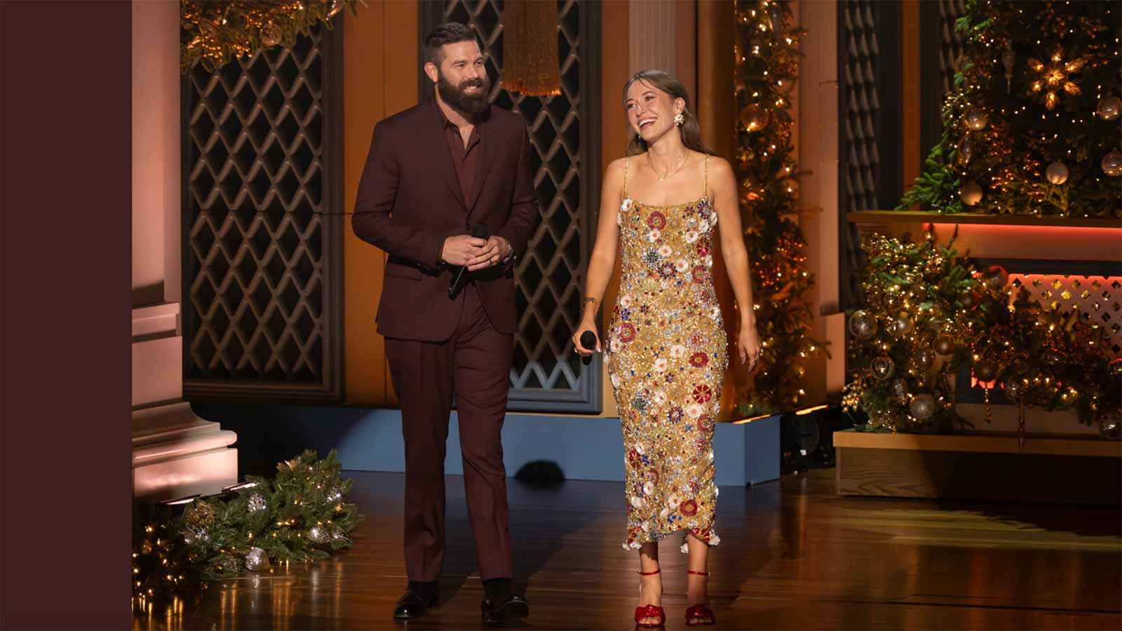 Լորեն Դայգլը Նեշվիլում ներկայացնում է Լուիզիանայի ջազը՝ CMA Country Christmas-ի համահաղորդավարուհի