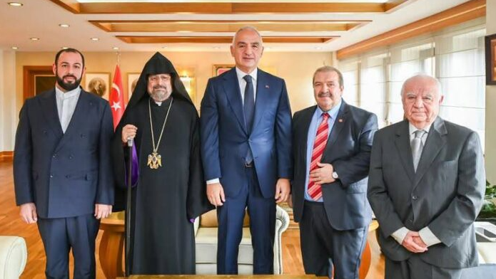 Պատրիարք Մաշալյանի այցը Անկարա՝ հայկական եկեղեցիների վերականգնման հարցերով