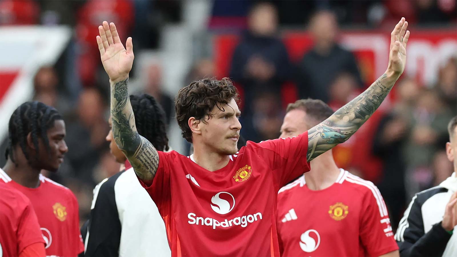 Վիկտոր Լինդելոֆ․ Մանչեսթերյան փորձառուից մինչև Ասթոն Վիլայի պաշտպան