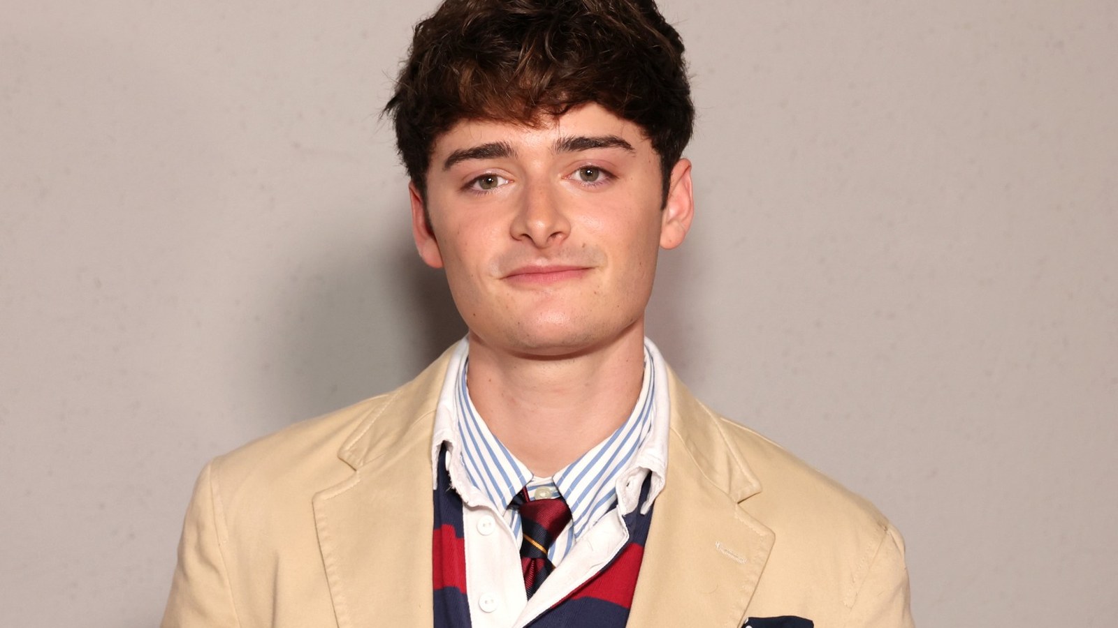 Նոա Շնափը՝ «Օտար բաներ»-ի եզրափակչի, Միլի Բոբի Բրաունի հետ ընկերության և նոր շրջանի մասին