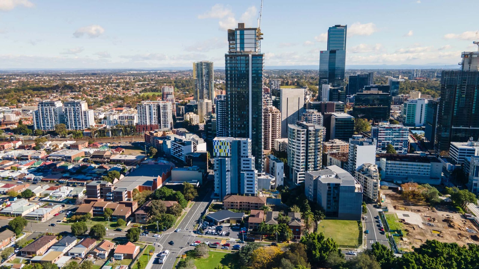 Police Pursuit in Parramatta: Van Carjacking Ends in Dramatic Arrest