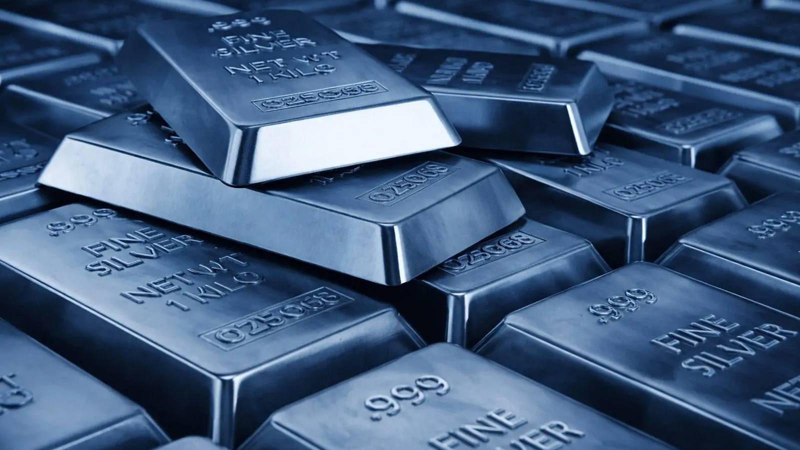 Արծաթի գինը պատմական բարձրության՝ 69 դոլարի սահմանում. Ինչու է աճում 2025-ին