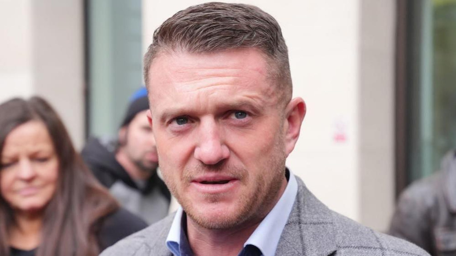 Tommy Robinson Faces Backlash and Confrontation During Dubai Boxing Event