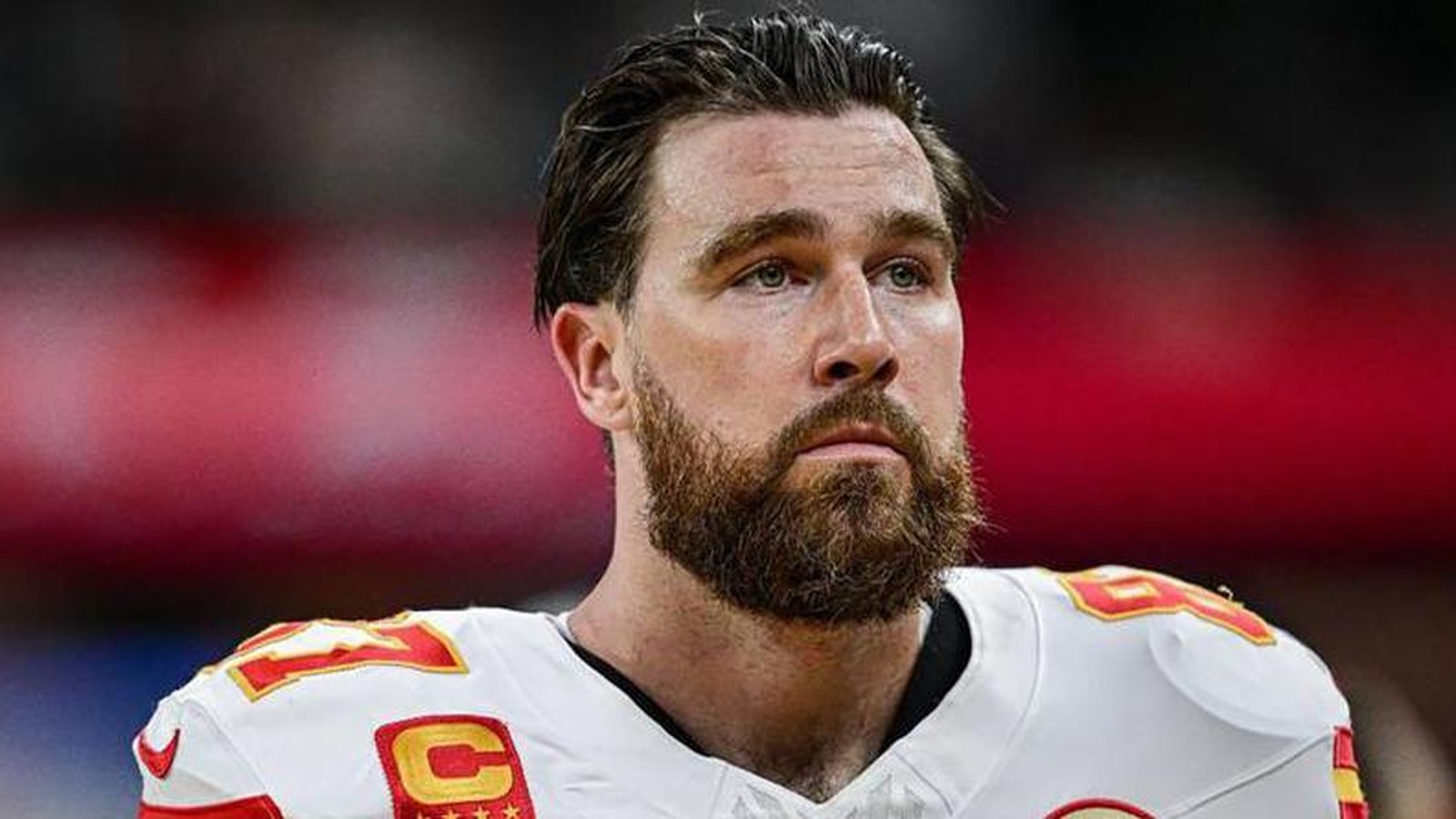 Travis Kelce Retirement: What’s Next for the Chiefs Star Amid Rumors and Family Reflections?