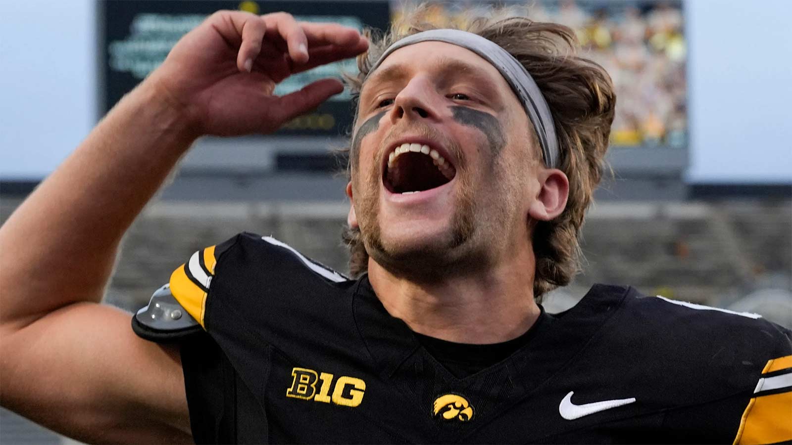 Մարկ Գրոնովսկիի վերջին խաղը Այովայի համար. պայթյունավտանգ պահեր և կարիերայի ցուցանիշներ