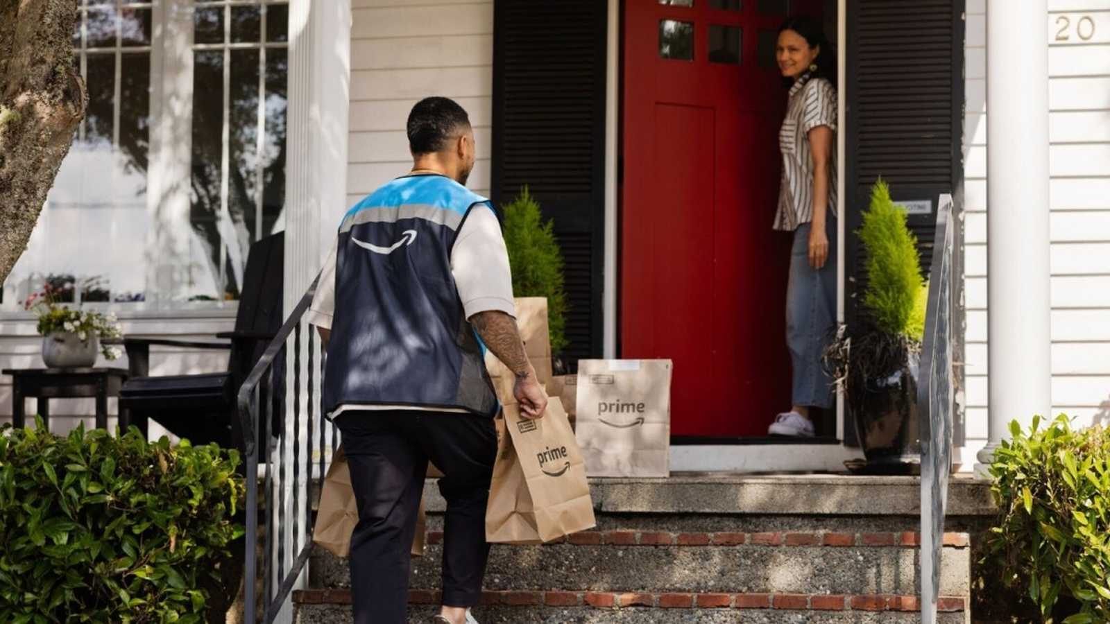 Exterior of an Amazon Fresh grocery store