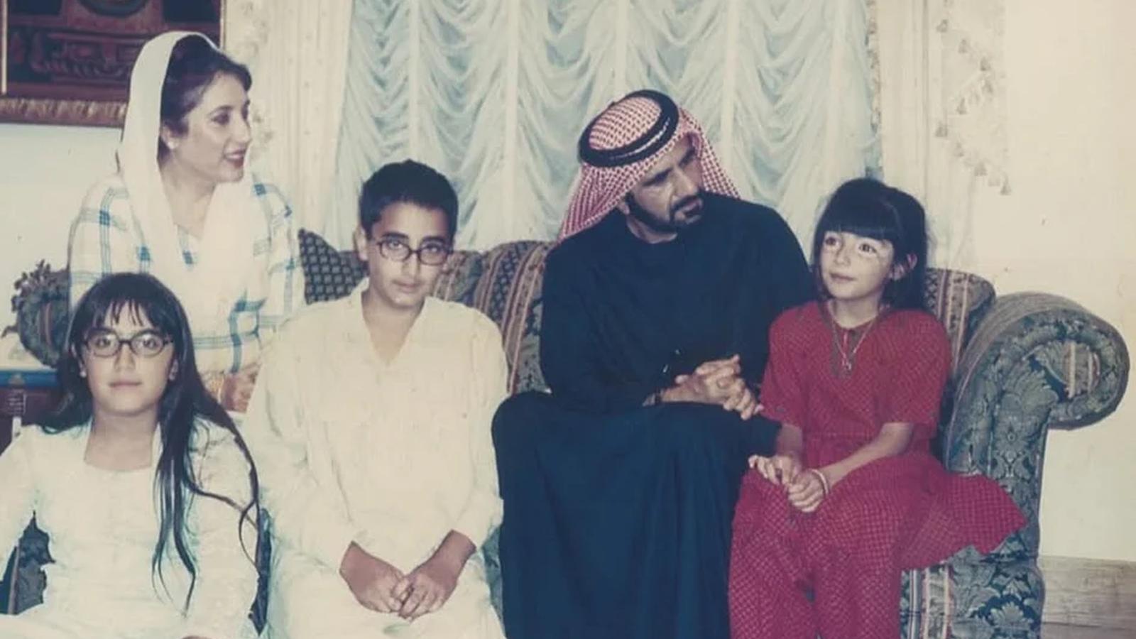 Benazir Bhutto with UAE leaders historical photo