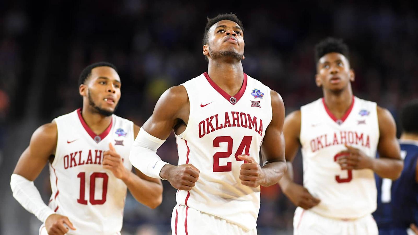 Buddy Hield playing NBA basketball