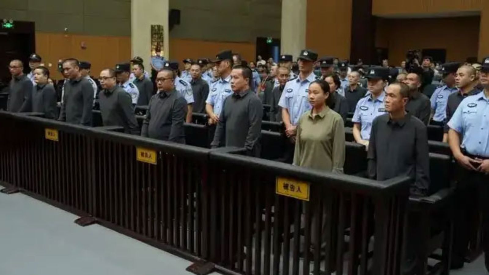China executes 11 online fraud leaders in crackdown on cybercrime