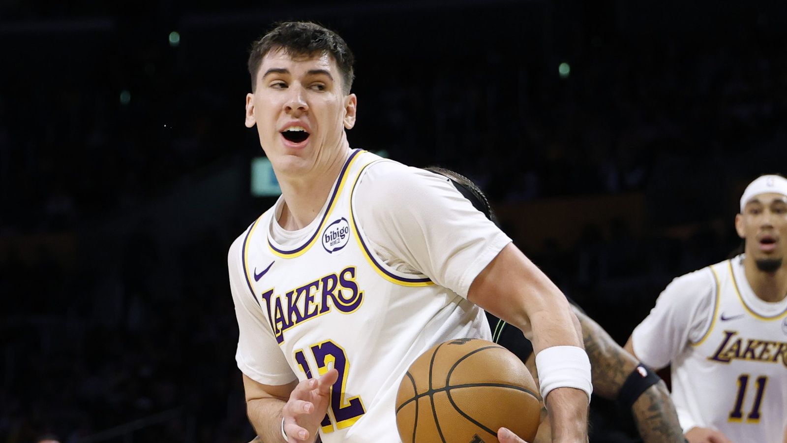 Jake LaRavia playing basketball