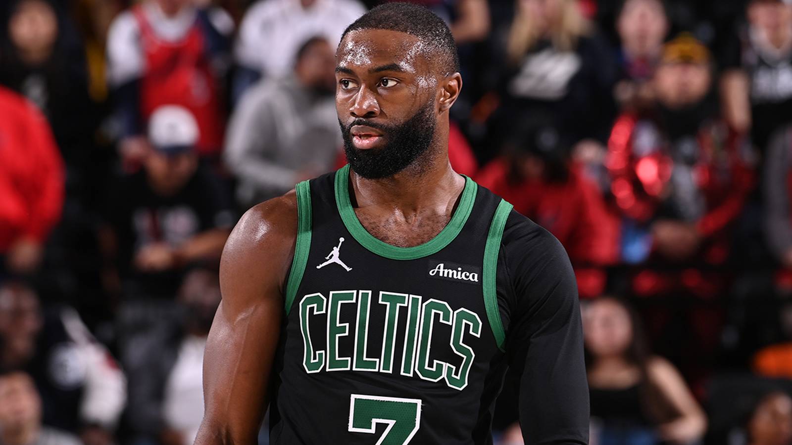 Jaylen Brown playing basketball