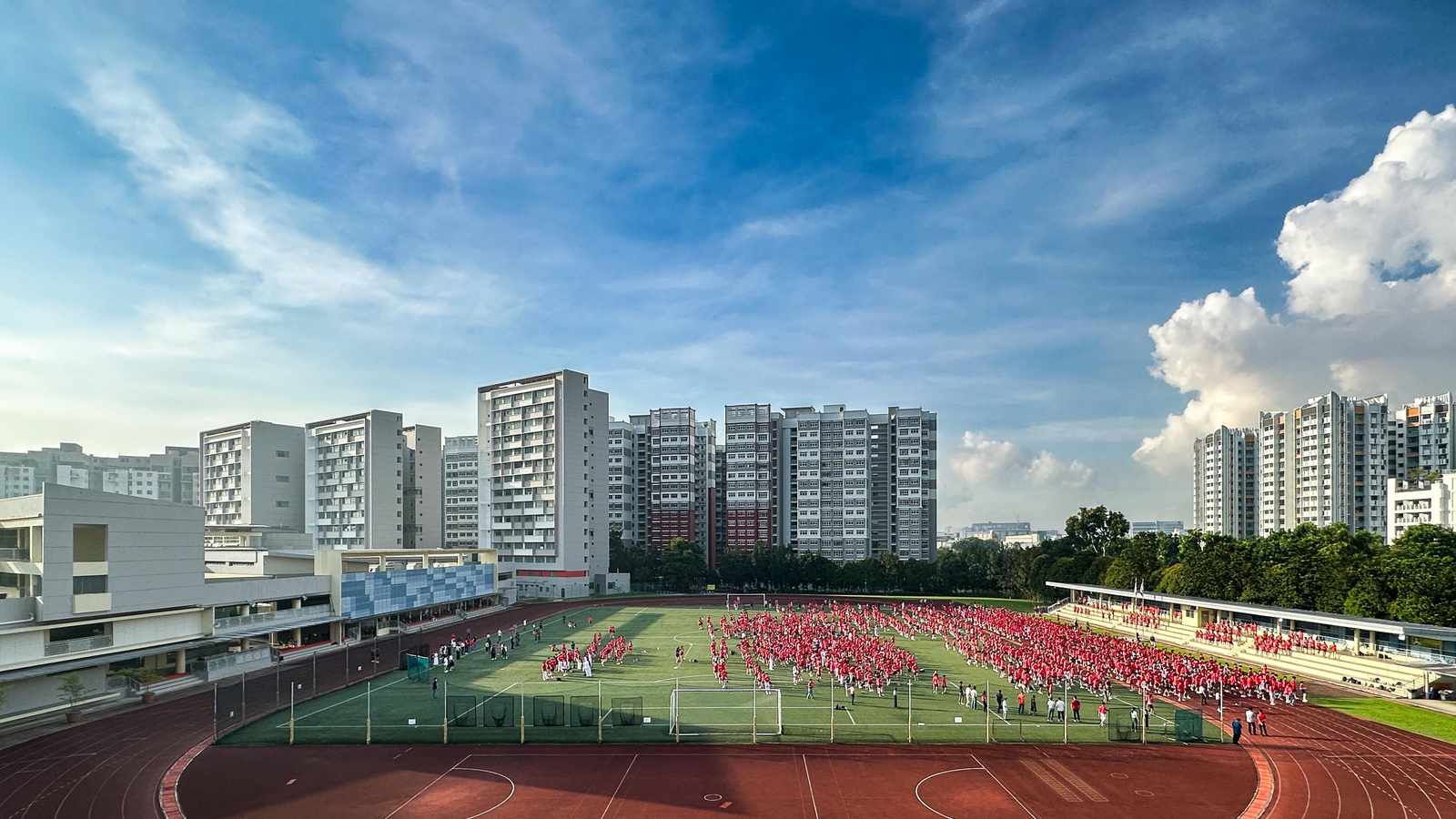 Main entrance of River Valley High School