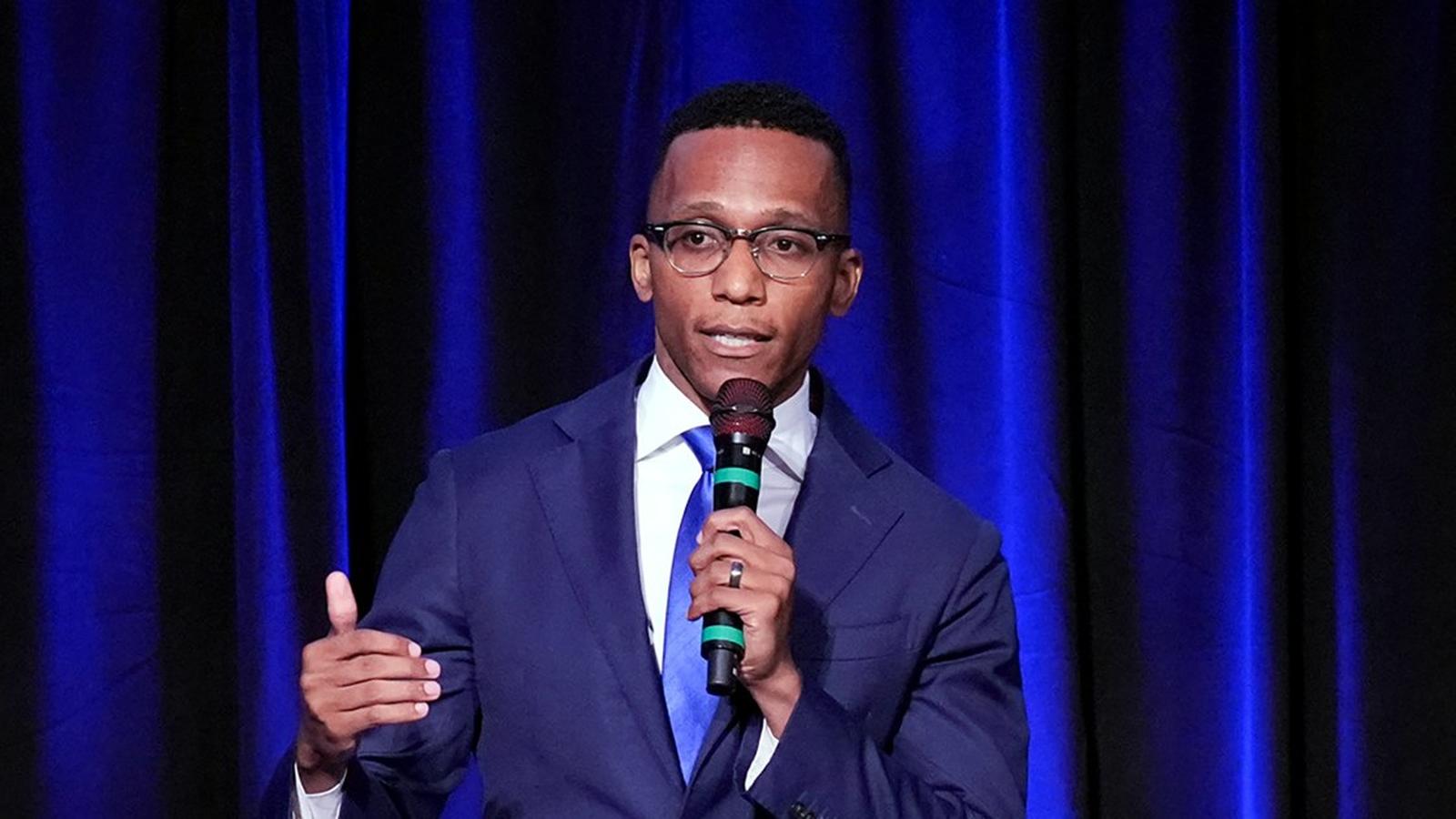 Քրիստիան Մենեֆիի հաղթանակը Թեքսասում տեղաշարժում է Ներկայացուցիչների պալատի հավասարակշռությունը մեկ տարի տևած թափուր տեղից հետո