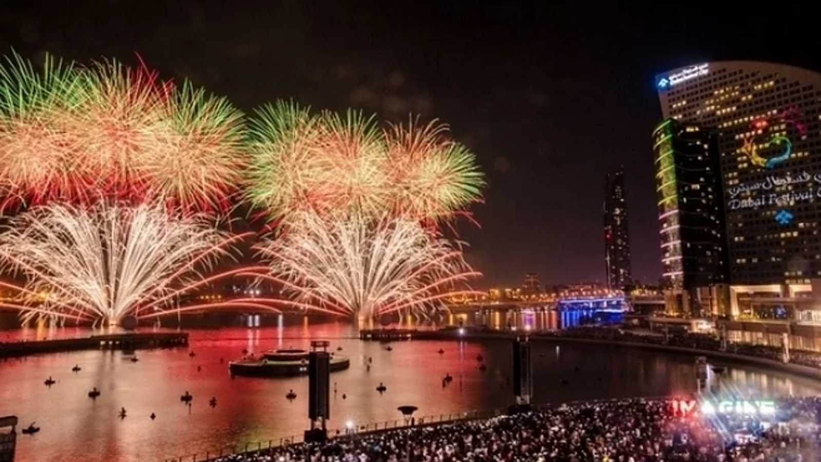 Crescent moon against a night sky
