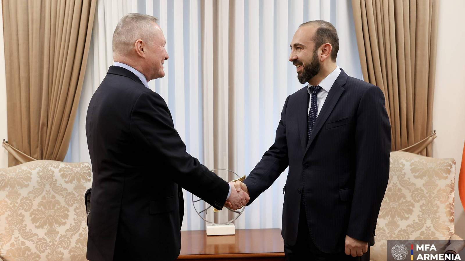 Armenia’s Foreign Minister Meets Council of Europe Commissioner for Human Rights