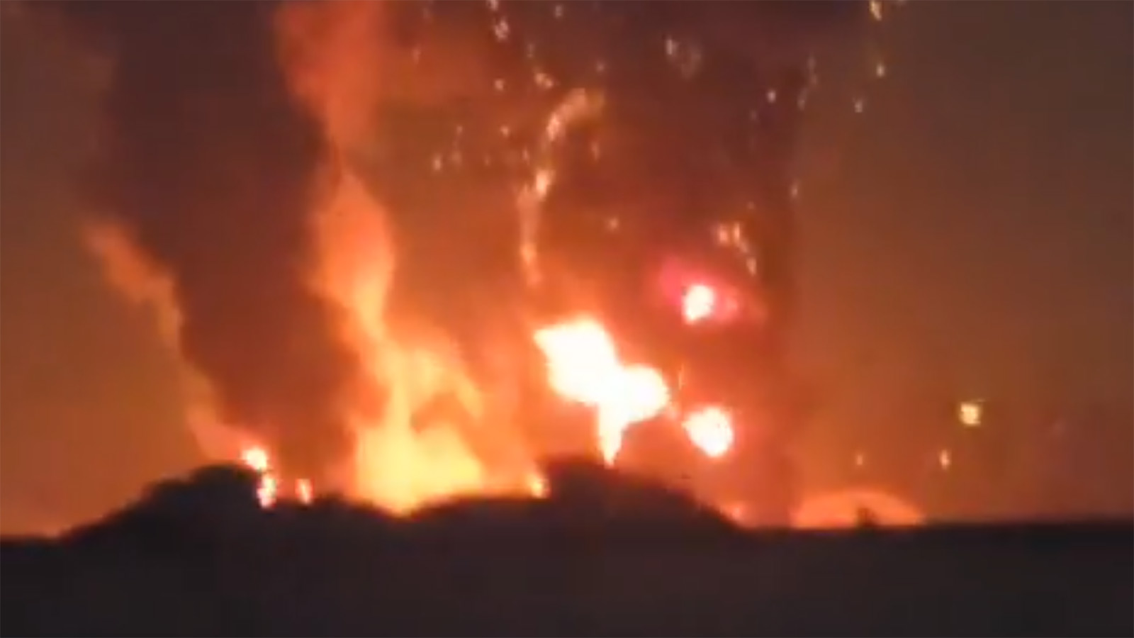 Իրանում ինքնաթիռ է այրվում՝ իբր ԱՄՆ/Իսրայելի հարվածներից հետո