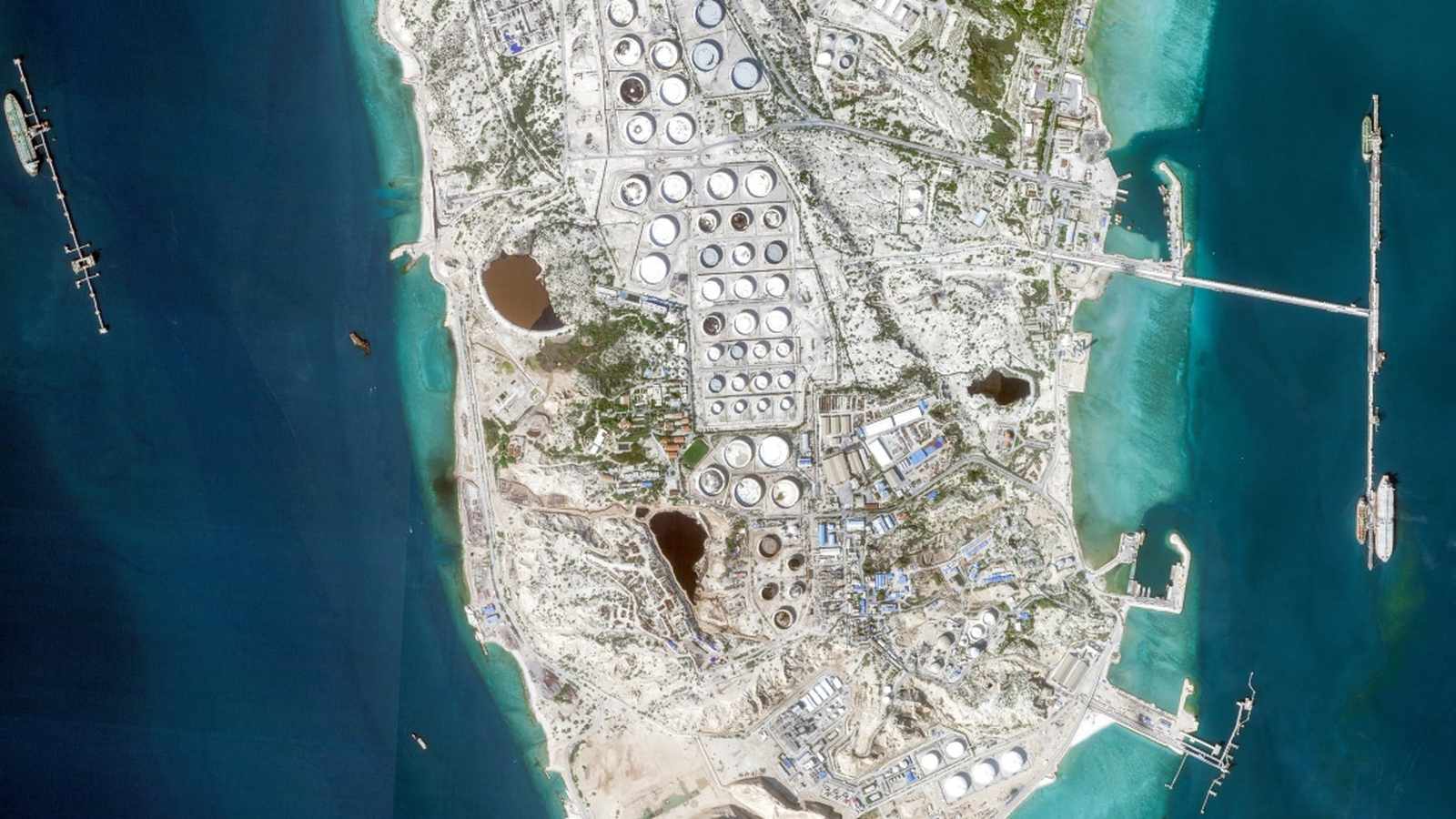 Satellite view of Kharg Island