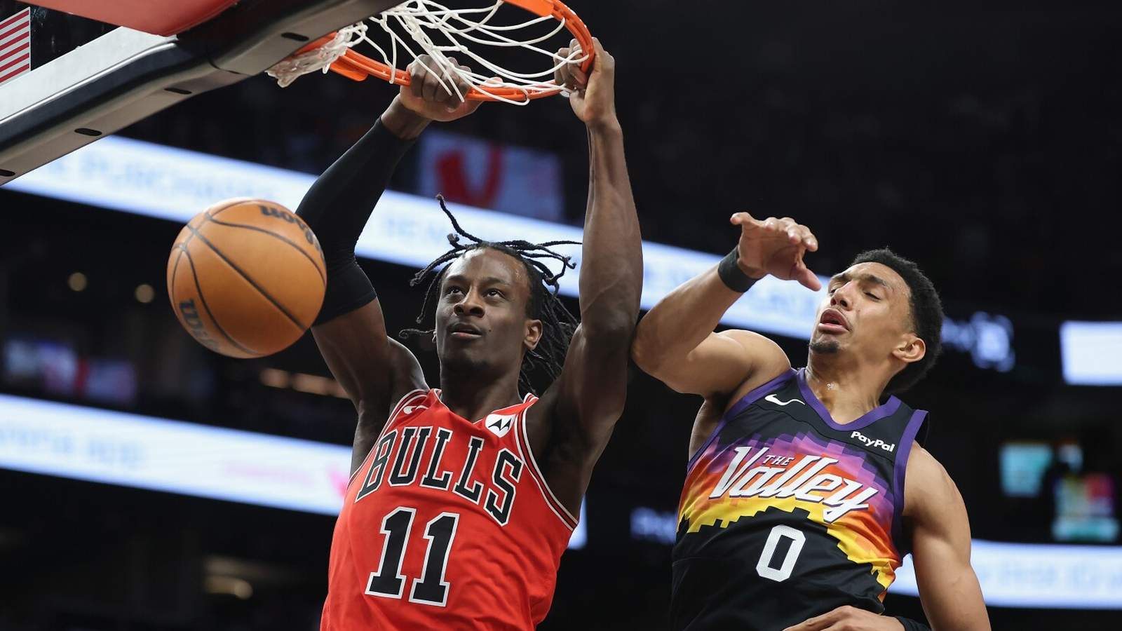 Leonard Miller playing basketball